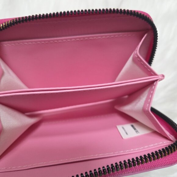 Mean Girls Burn Book Card Wallet - Picture 6 of 6